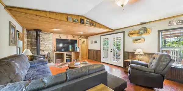 5829 PROMISE LAND ROAD