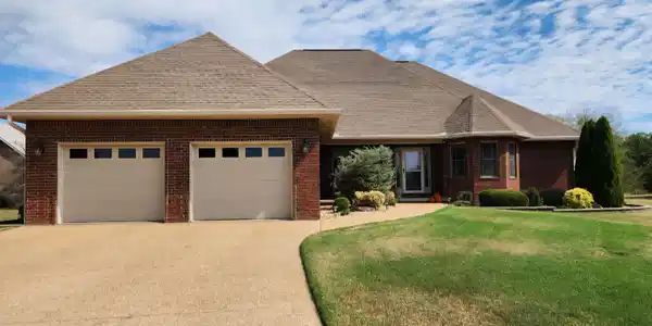 44 RIVIERA COURT