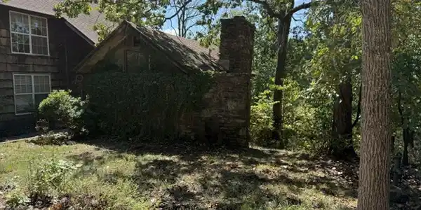 271 WILDWOOD CIRCLE