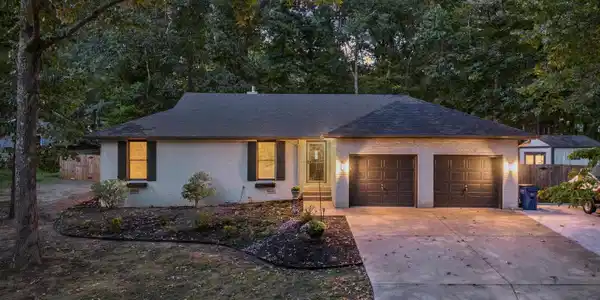 794 PEBBLECREEK DRIVE