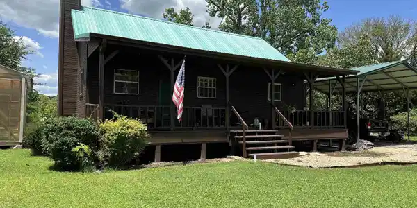 146 SHIPPS LANDING COURT