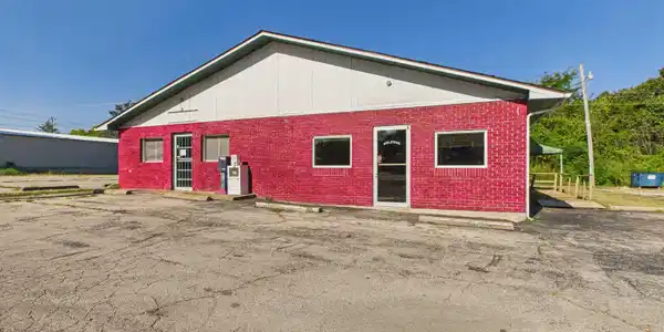 2515 HWY 5 SOUTH