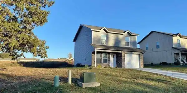 1511 LAUREL ROAD