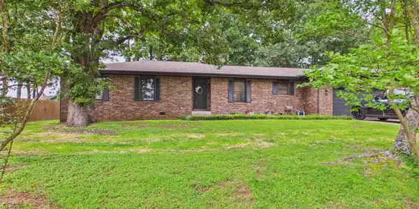 2203 RUSSELL LANE
