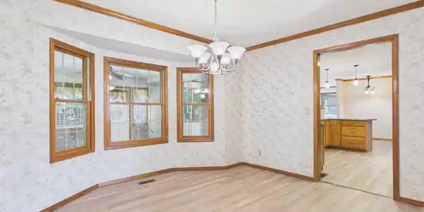 Image 2: Dining Room