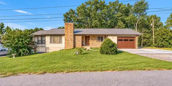 404 8TH STREET
