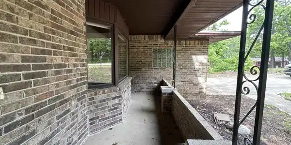 76 BAYVIEW DRIVE