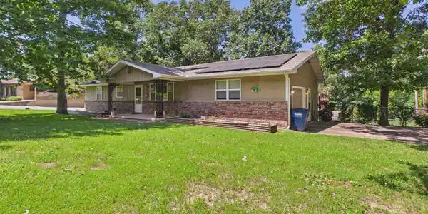 261 LAKE PARK LOOP
