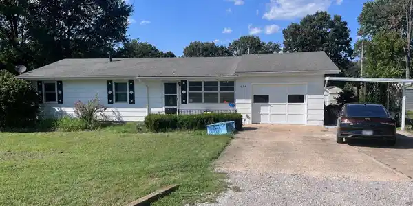 624 ELM STREET