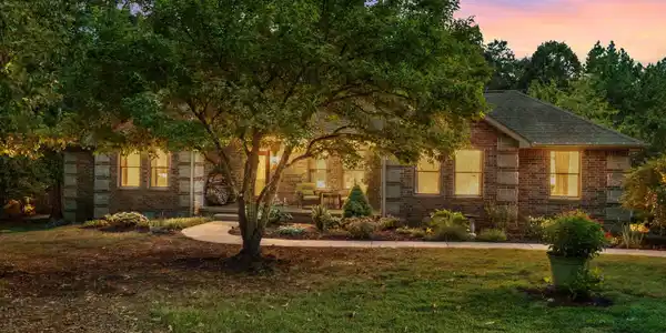 261 WINDANCER CIRCLE