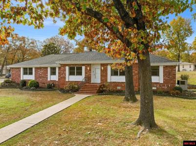 119 N KINGSWOOD DRIVE