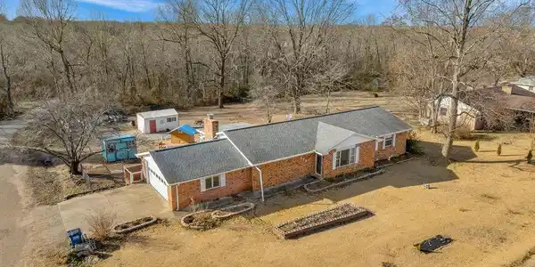 373 LIVE OAK DRIVE