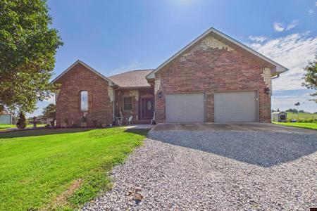 338 BUCK ROAD
