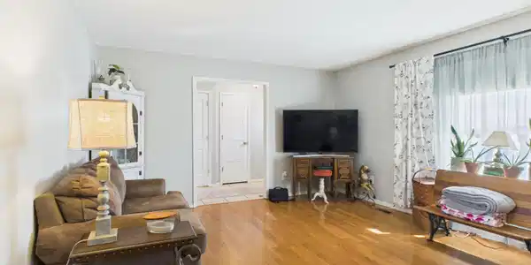 133 GREEN VALLEY DRIVE