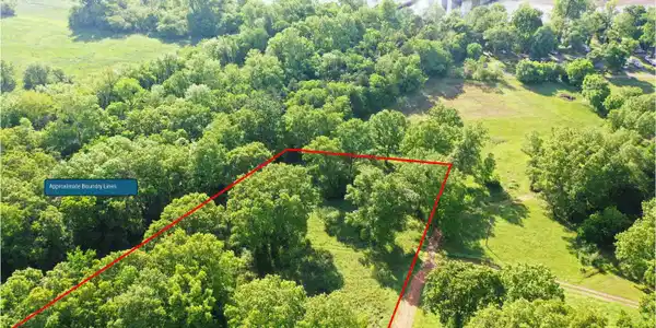 490-00001-005 FOX CHASE DRIVE