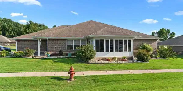 1556 MEADOWHILL DRIVE