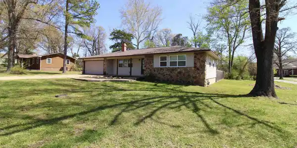 223 TOWN PARK DRIVE