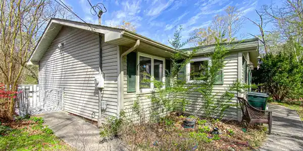 110 WALNUT CIRCLE