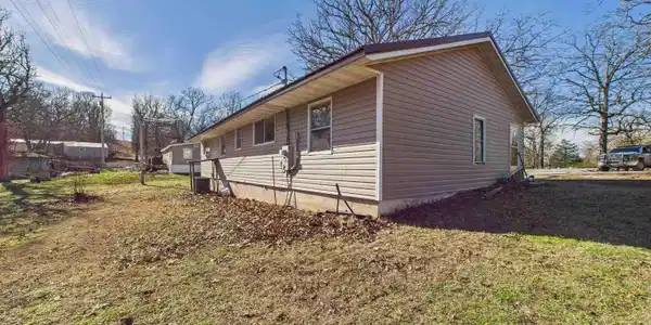 8262 HWY 5