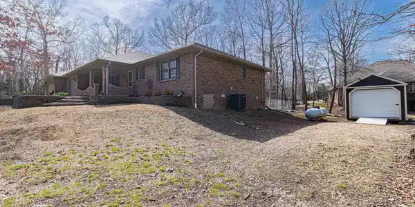 102 LAKEVIEW DRIVE