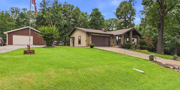 255 FAWN ROAD