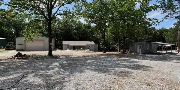 2504 JORDAN LANDING ROAD