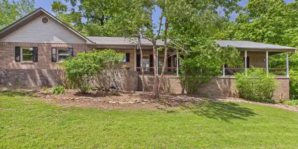 607 HICKORY HOLLOW DRIVE