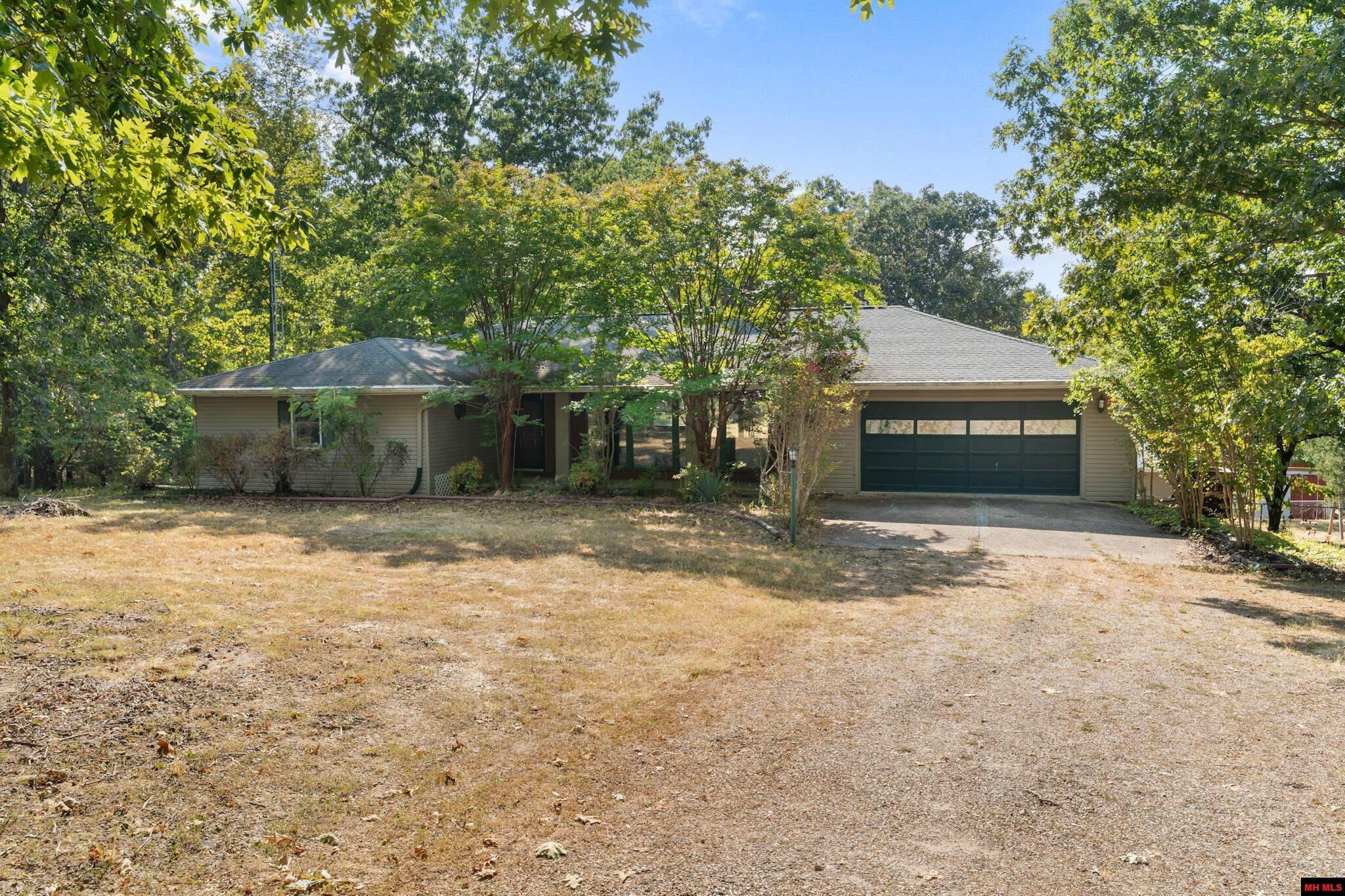 Image 0: Home on 3.45 acres