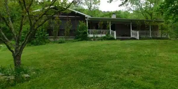 525 DRIFTWOOD DRIVE