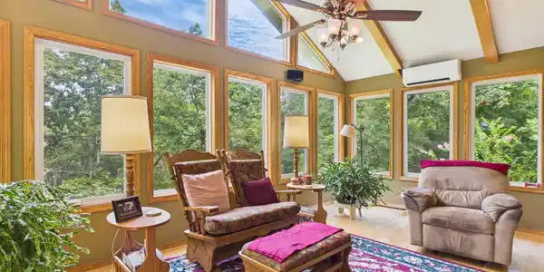 213 NUBBIN RIDGE TRAIL