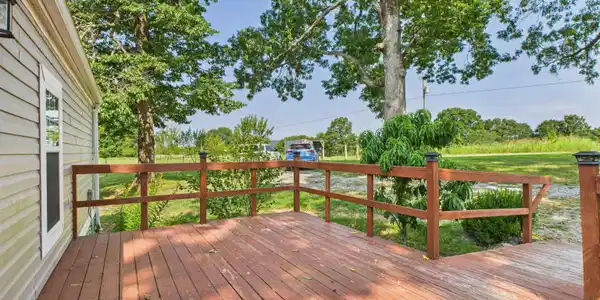 52 BLACKHAWK LANE
