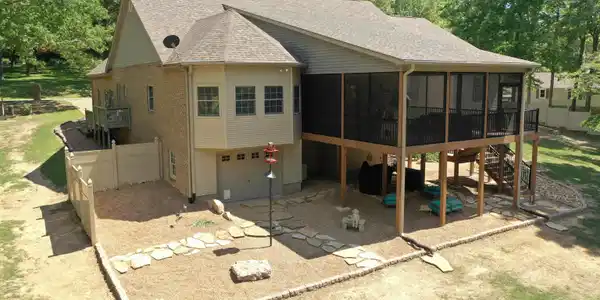 731 PEBBLECREEK DRIVE