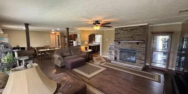 684 COTTER ROAD