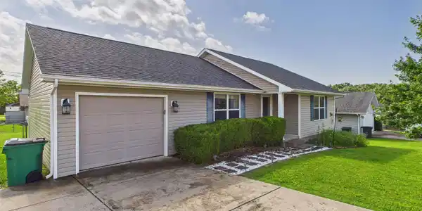531 MELANIE DRIVE