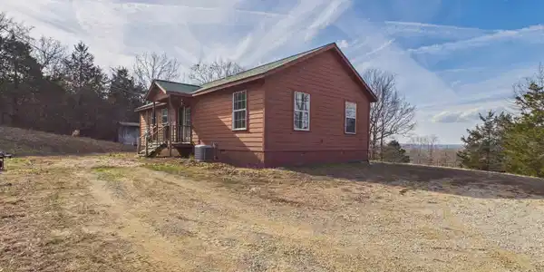 29 WINDING LANE