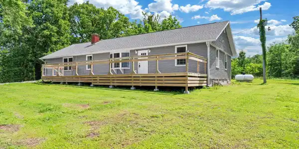 3313 HWY 201 NORTH