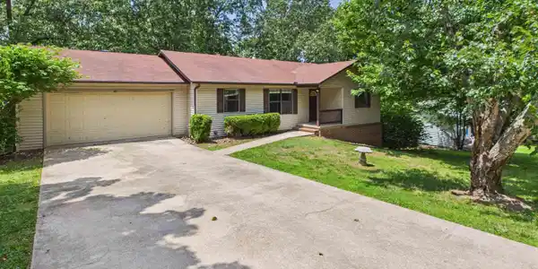 3520 COUNTRY CIR