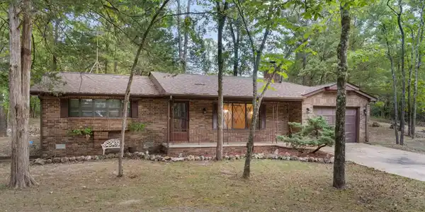 111 WESTWOOD COURT