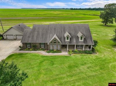 129 VILLAGE CREEK DRIVE