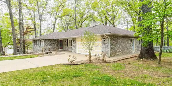 680 NORTHPOINTE DRIVE