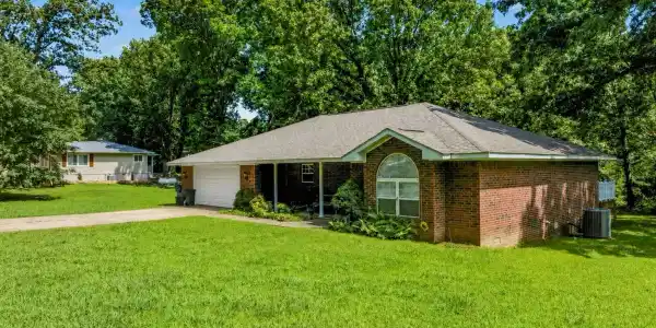 510 EDGEWOOD BAY DRIVE