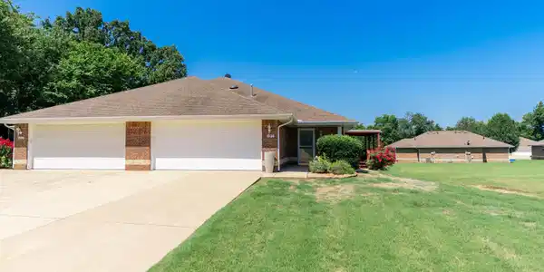 1536 MEADOWHILL DRIVE