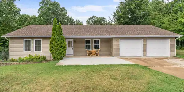 79 WUNDERLAND DRIVE