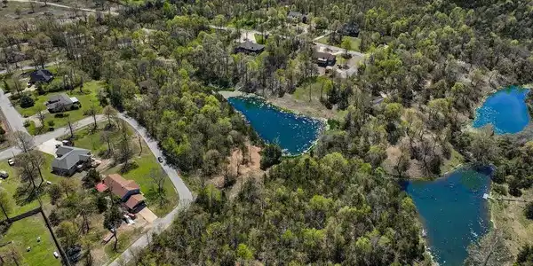 32 WILDWOOD CIRCLE
