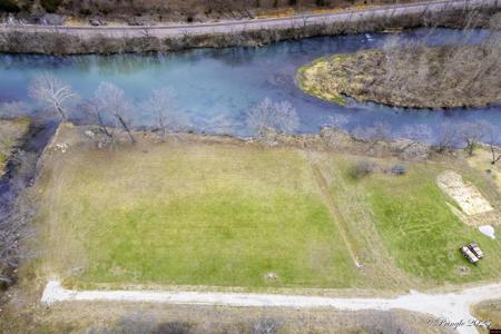 Lot 2 SPRING RIVER LANDING