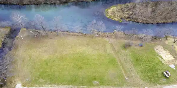 Lot 3 SPRING RIVER LANDING