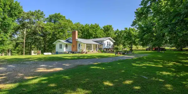 89 REDWING LANE