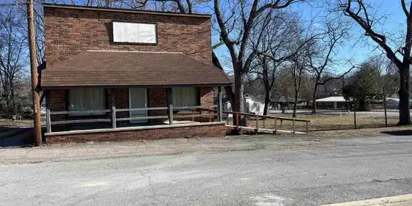 105 & 107 S 2ND STREET