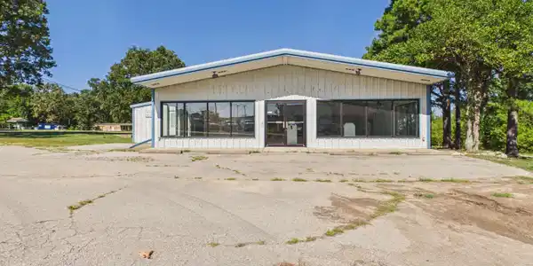 7158 HWY 126 NORTH