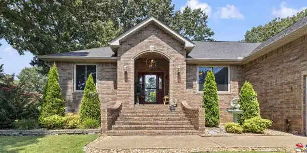 2108 BROOKWOOD DRIVE